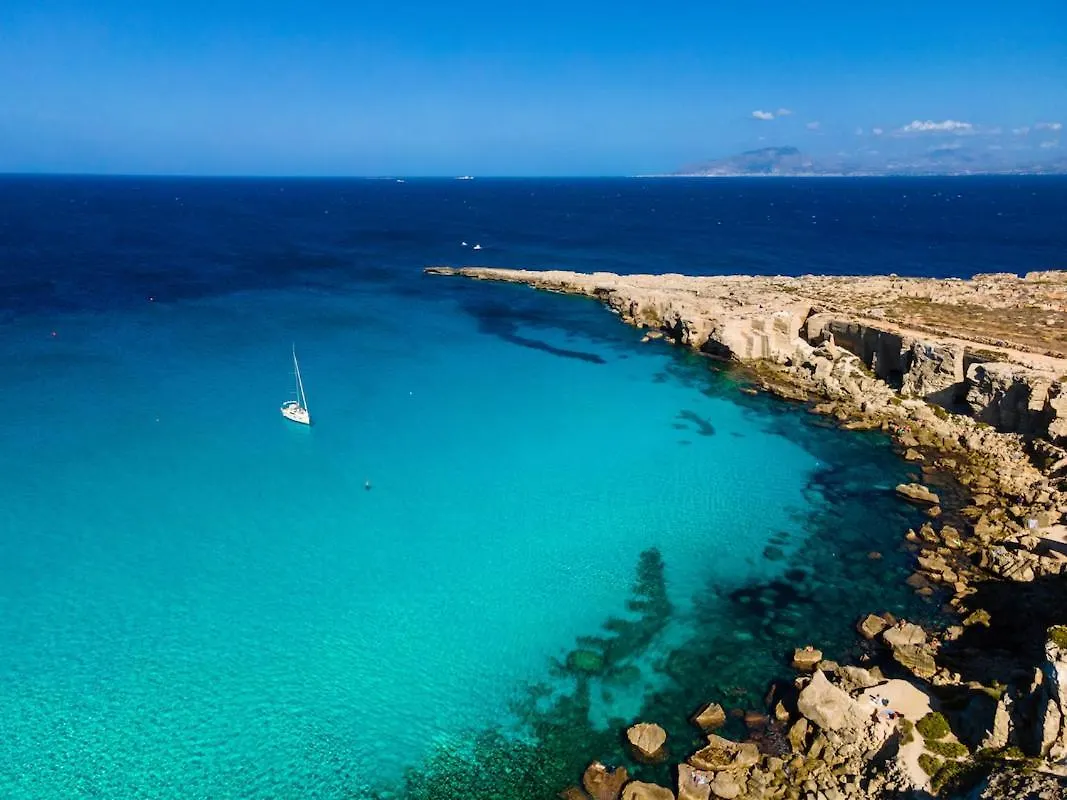 Bed and Breakfast Brezza Salina Torre Nubia Italien